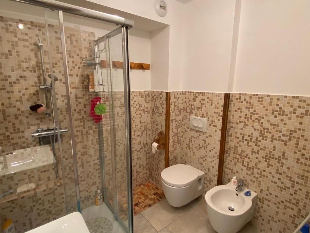 Fotografia z galérie ubytovania Appartement 6 pers - Terrasse - Parking - Animaux acceptés - FR-1-445-184 v destinácii Montgenèvre