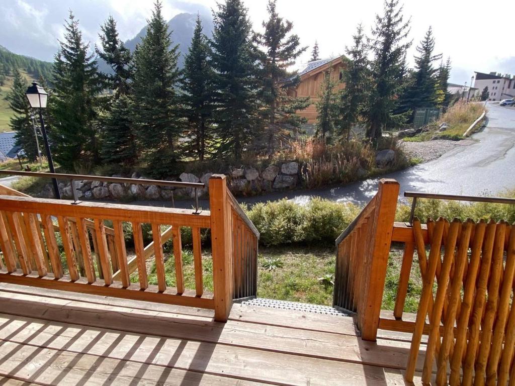 Fotografia z galérie ubytovania Appartement 6 pers - Terrasse - Parking - Animaux acceptés - FR-1-445-184 v destinácii Montgenèvre
