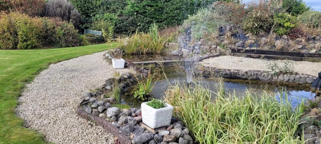 Zahrada ubytování The Yoke B&B and Self-Catering Accommodation Laois
