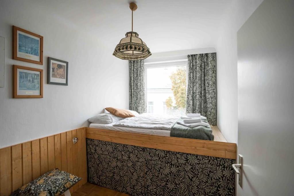 Cozy and stylish Apartment near Schönbrunn Castle, Vienna – Updated 2024  Prices