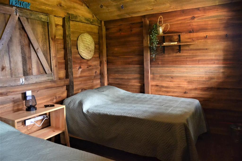 Voodi või voodid majutusasutuse Pinar del Valle - Camping y Glamping en Constanza toas