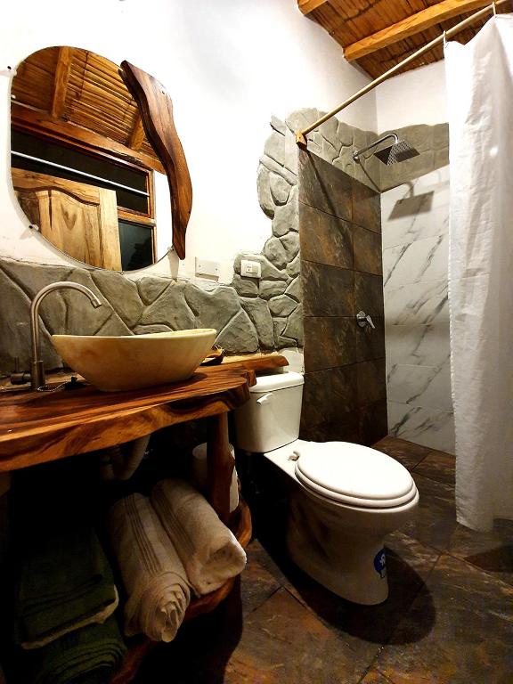 Koupelna v ubytování Hostal Olmito Canoa