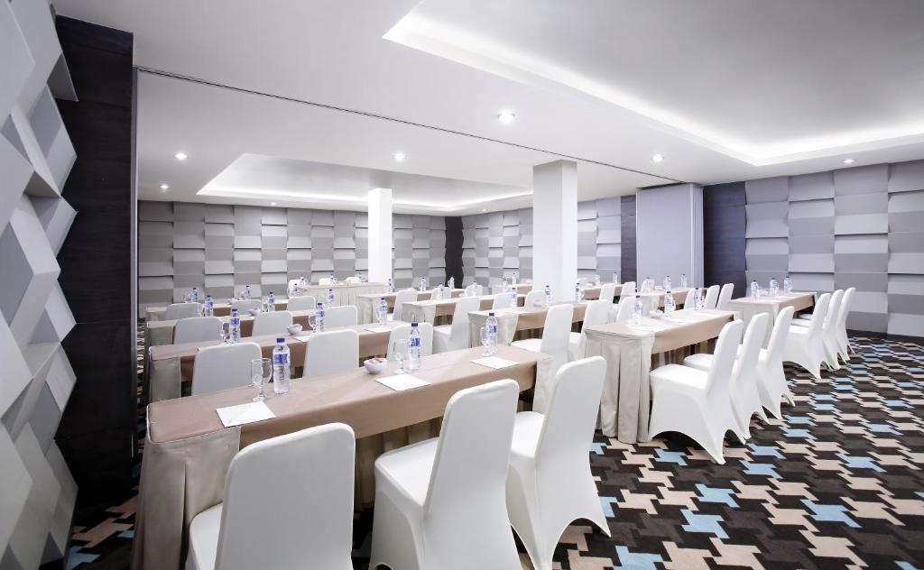 Posezení v ubytování Hotel Santika Kelapa Gading