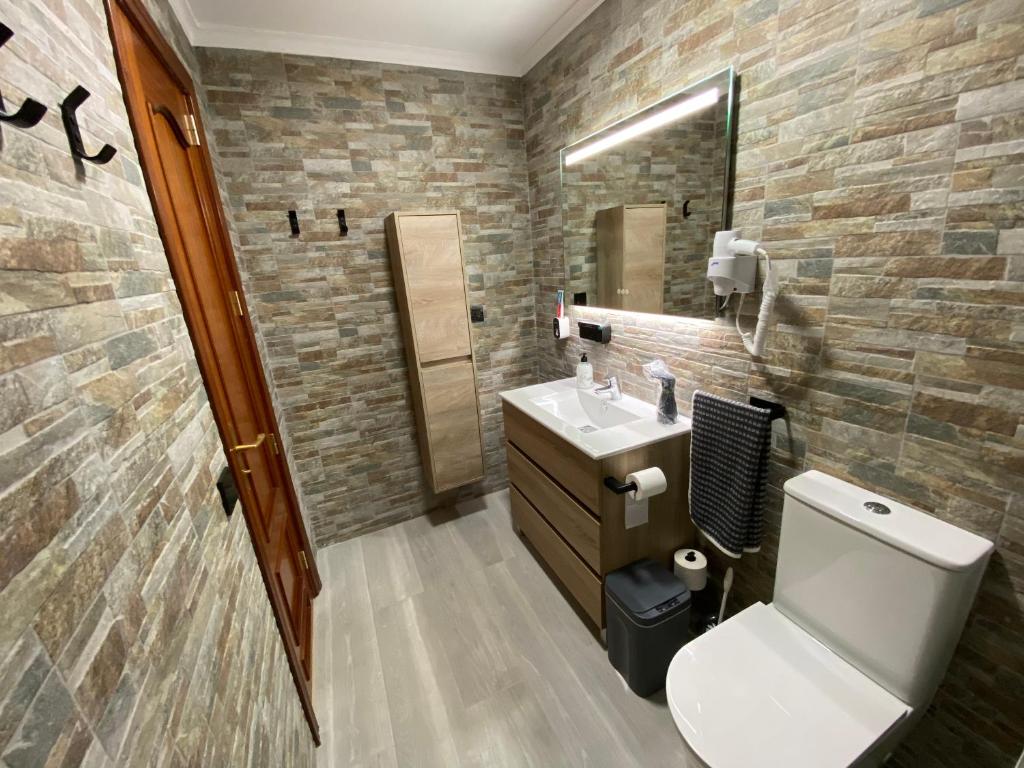 Koupelna v ubytování Villa Mogan Mall, con jacuzzi y PlayStation 5