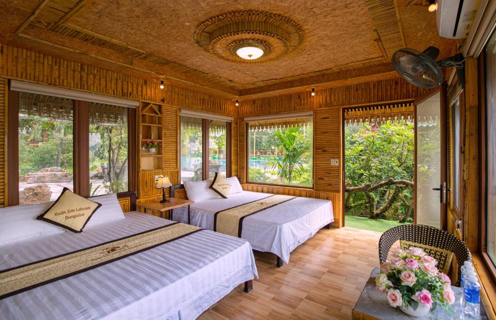 Xuan Son Lakeside Bungalow - 5