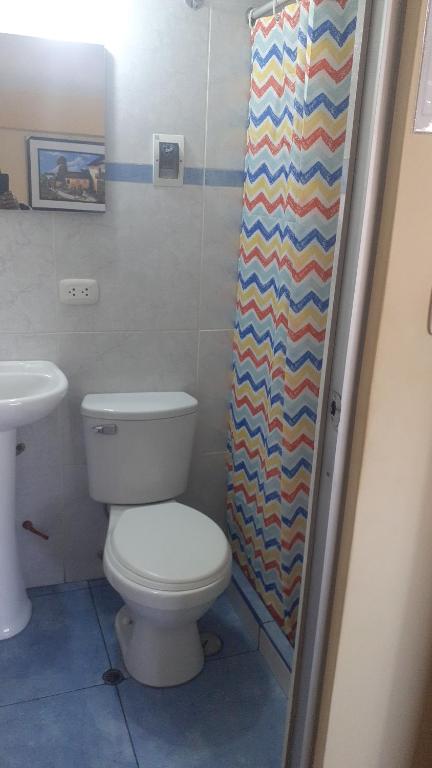 Koupelna v ubytování Hostal kuntur cusco