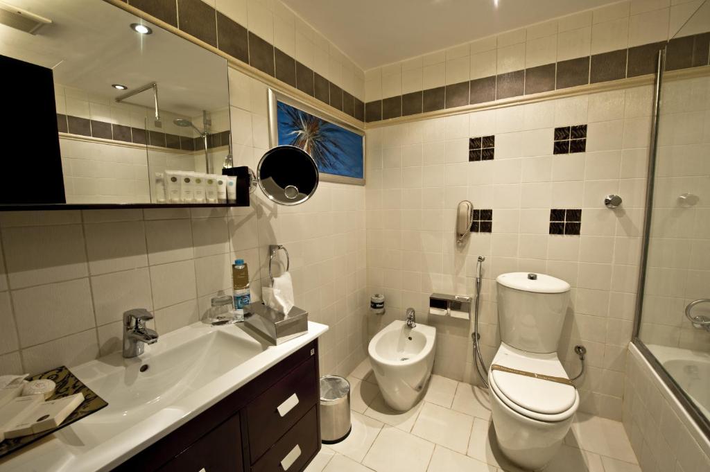 Continent Al Waha Hotel Riyad - Deluxe King Room