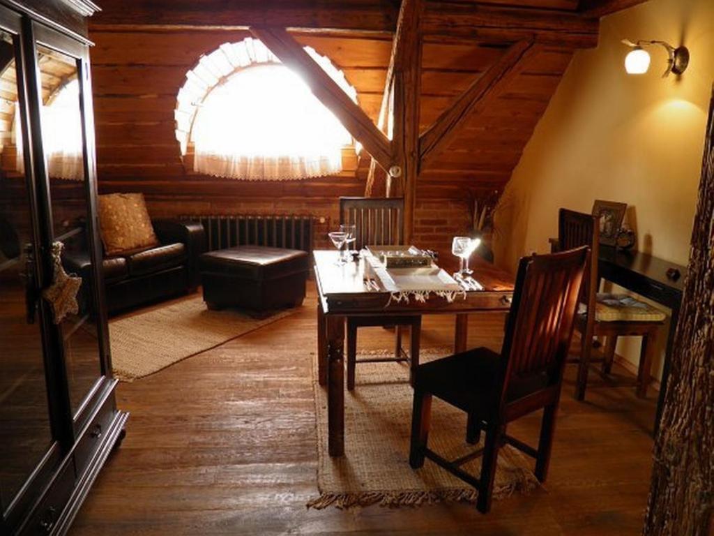 Posezení v ubytování Dvůr Olšiny -Hotel and Horse-riding
