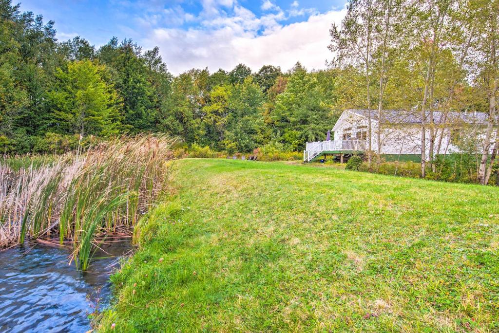 Ferienhaus Waterfront Hideaway about 3 Mi to Elk Mountain! (USA