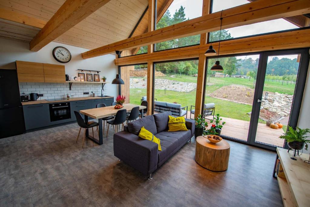 Kuchyň nebo kuchyňský kout v ubytování Apartmány Na Smrčku