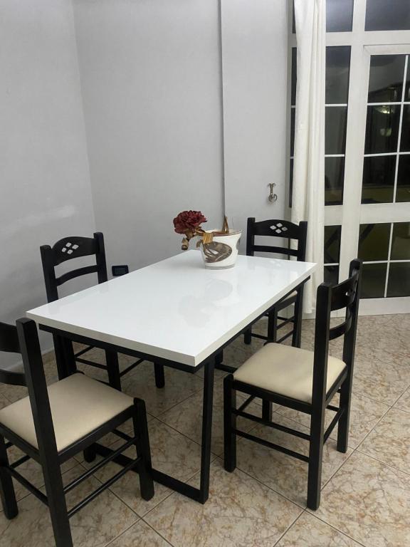 Tirana Apartment white - Imazhi 11