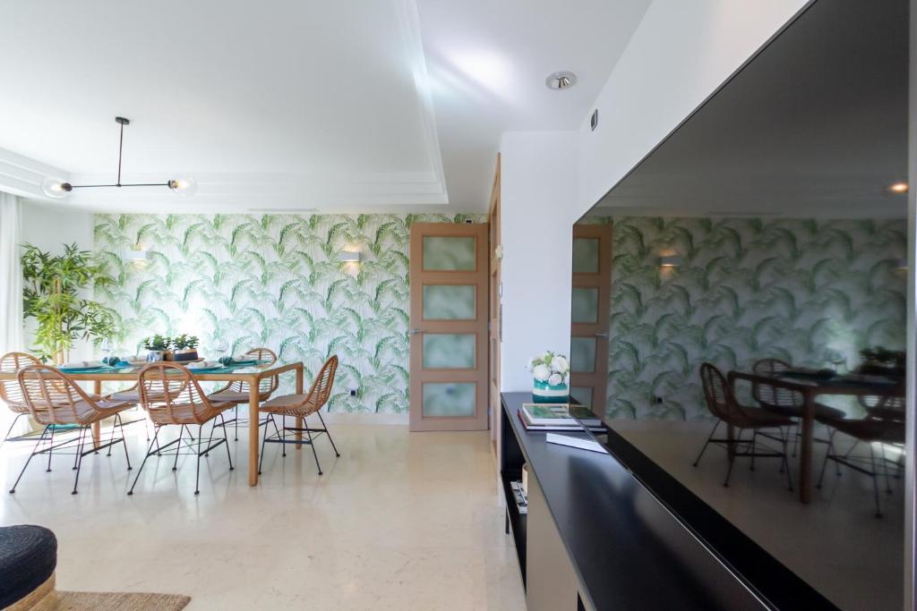 Posedenie v ubytovaní MARBELLA BANUS SUITES - Jardines del Príncipe Golden Mile