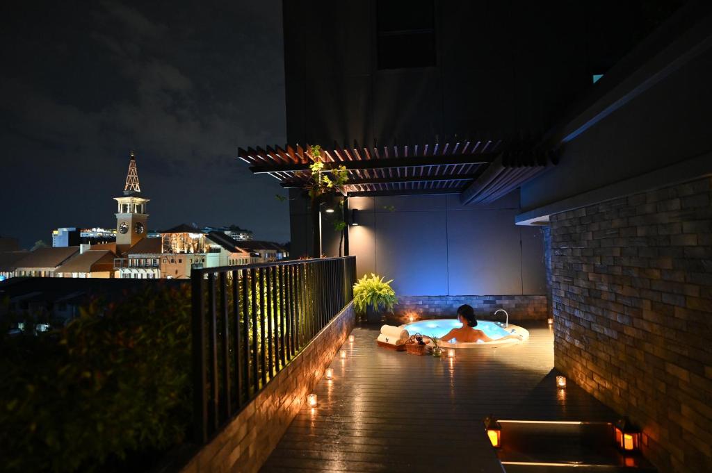 
 Family Suite with outdoor Jacuzzi
