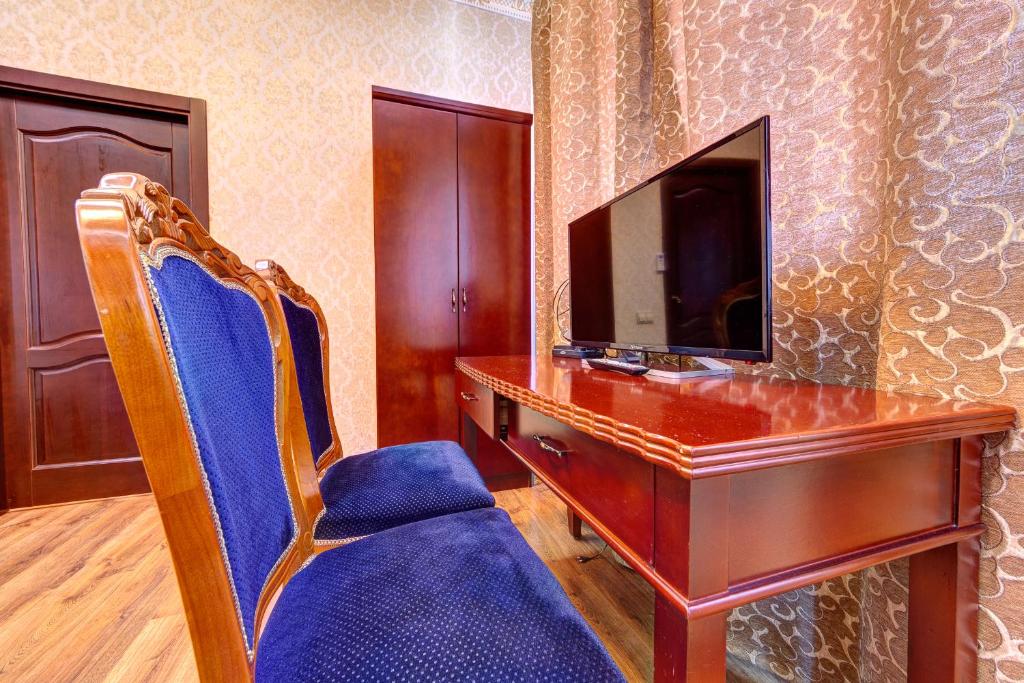 TV a/nebo společenská místnost v ubytování Hotel Kiev Lomakin