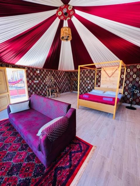 Area soggiorno di Desert Magic Camp & Resort