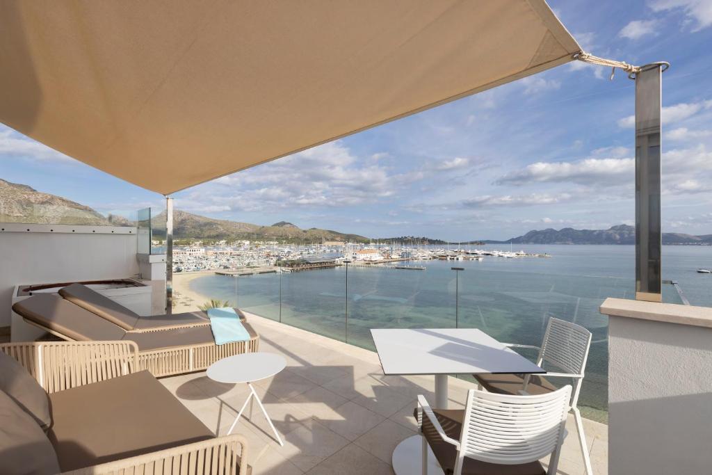 La Goleta Hotel de Mar - Adults Only - 带有露台和额海景的初级套房