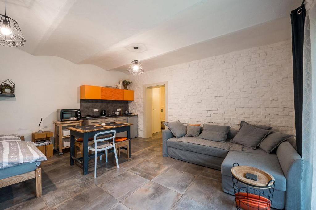 Kuchyň nebo kuchyňský kout v ubytování Apartmán ve Dvoře