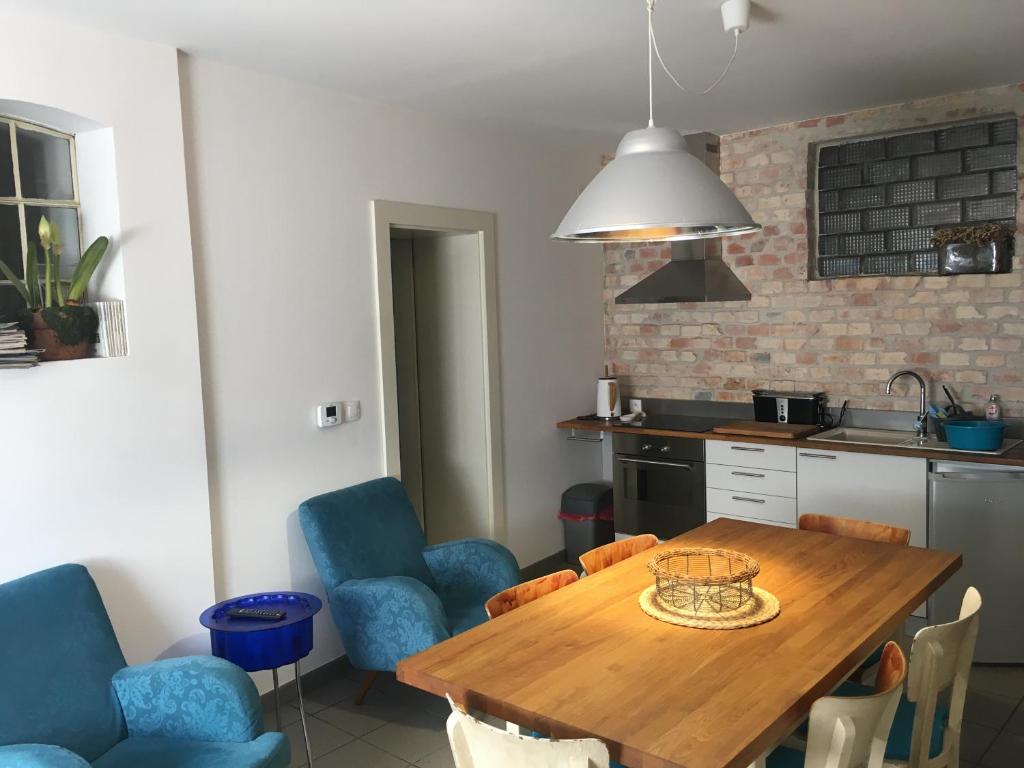 Kuchyň nebo kuchyňský kout v ubytování Apartmán ve Dvoře