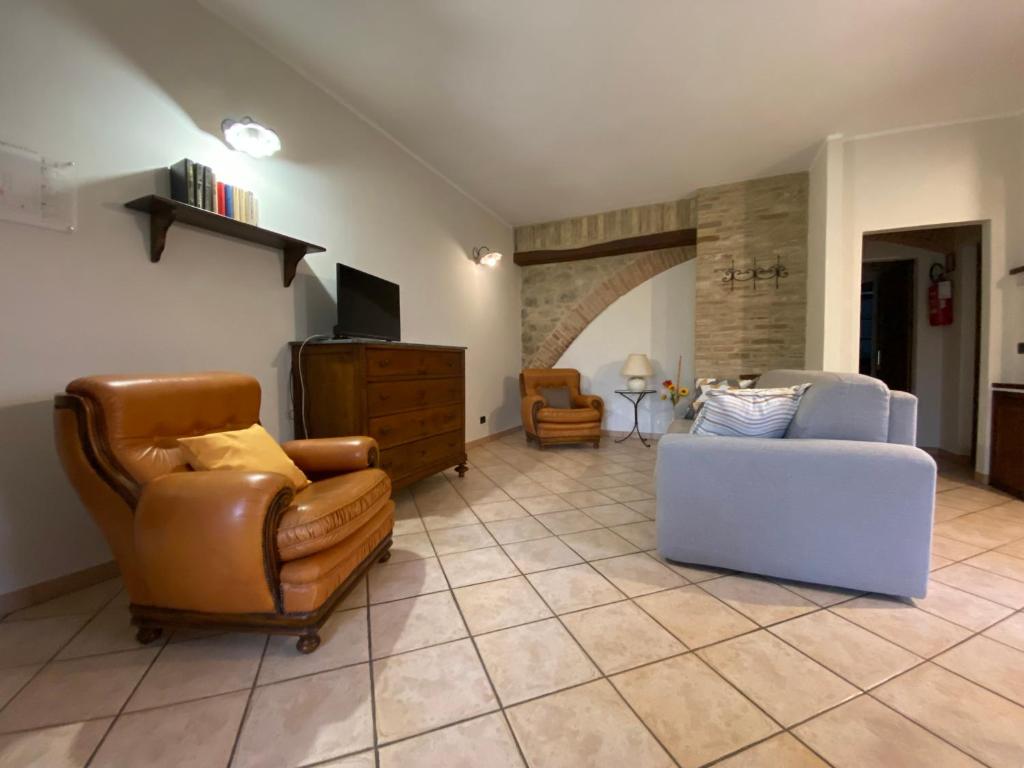 A seating area at Agriturismo Il Pozzo