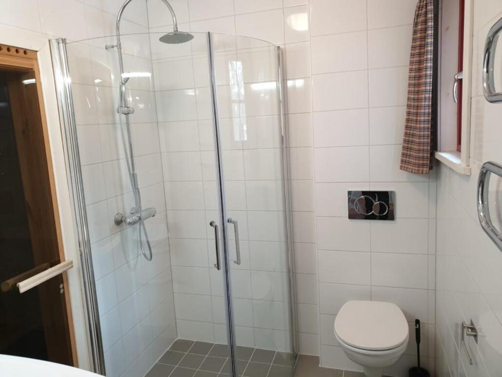 Bruksvallarna Lullens stugby - Two-Bedroom House