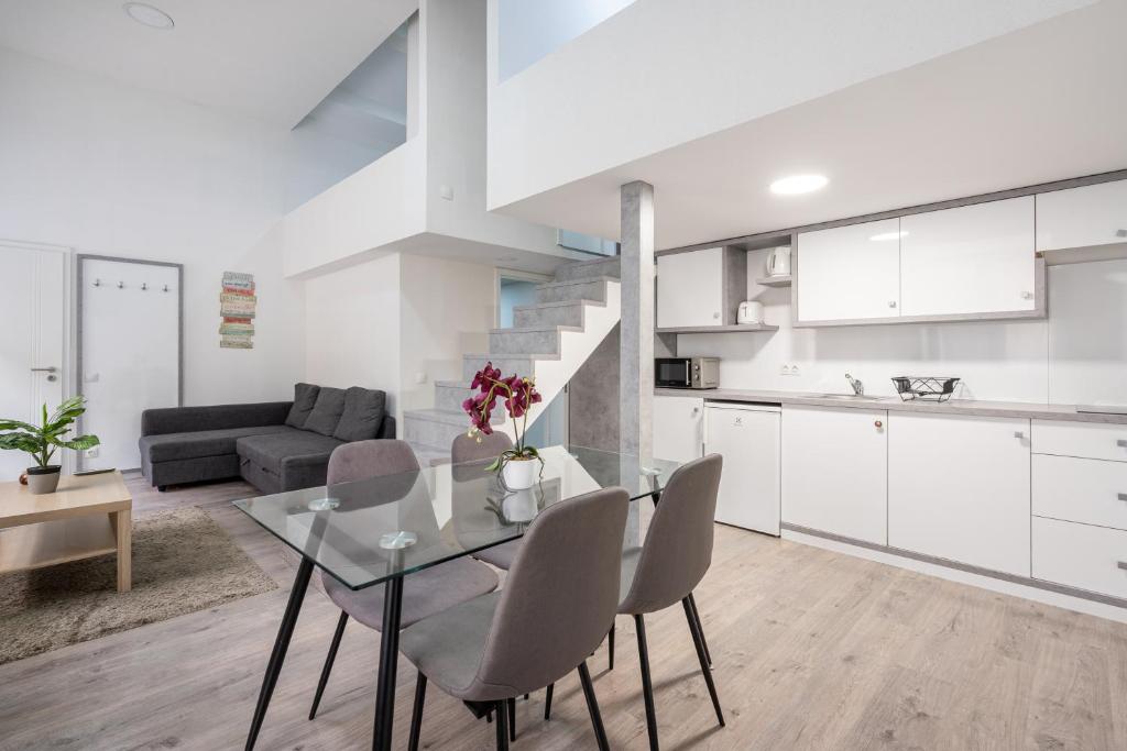 K27 BP Modern Boutique Apartments 1073 Budapest, 27 Kertész utca kép - 1