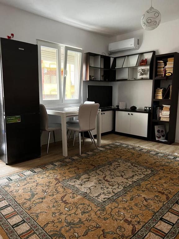 Cosy Fully Furnished Apartment