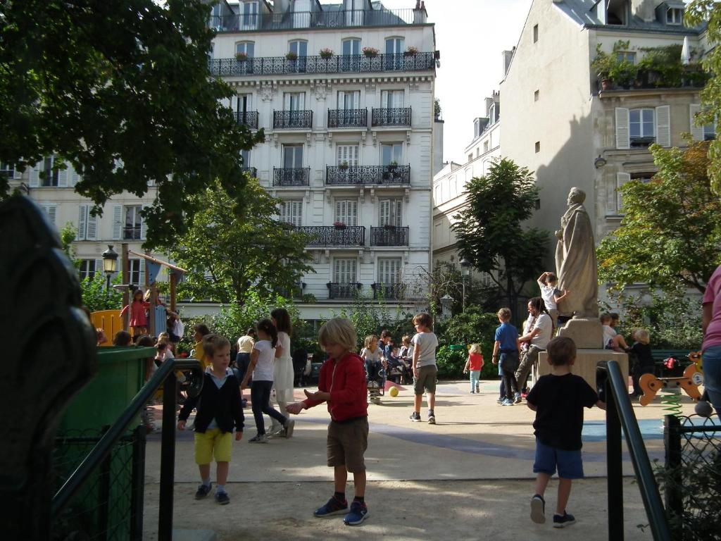 Hostia v ubytovaní Studio @Paris-Centre Montmarte Sacre-coeur Opera Louvre