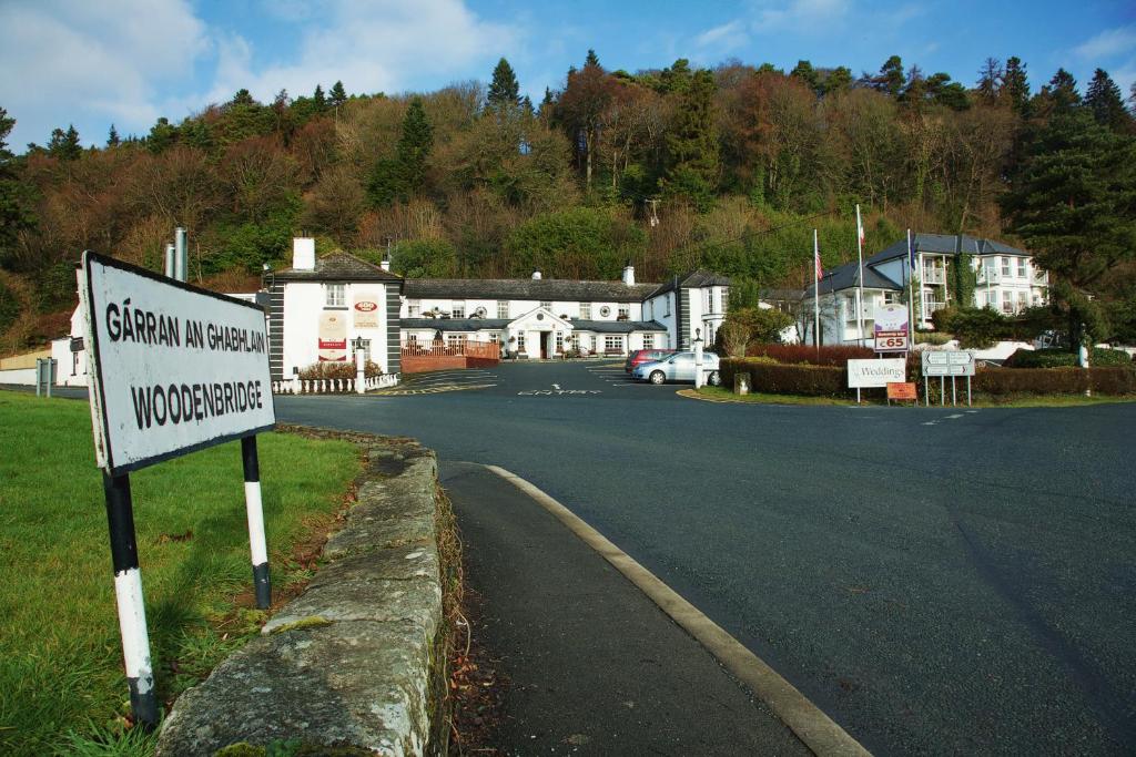 Woodenbridge Hotel