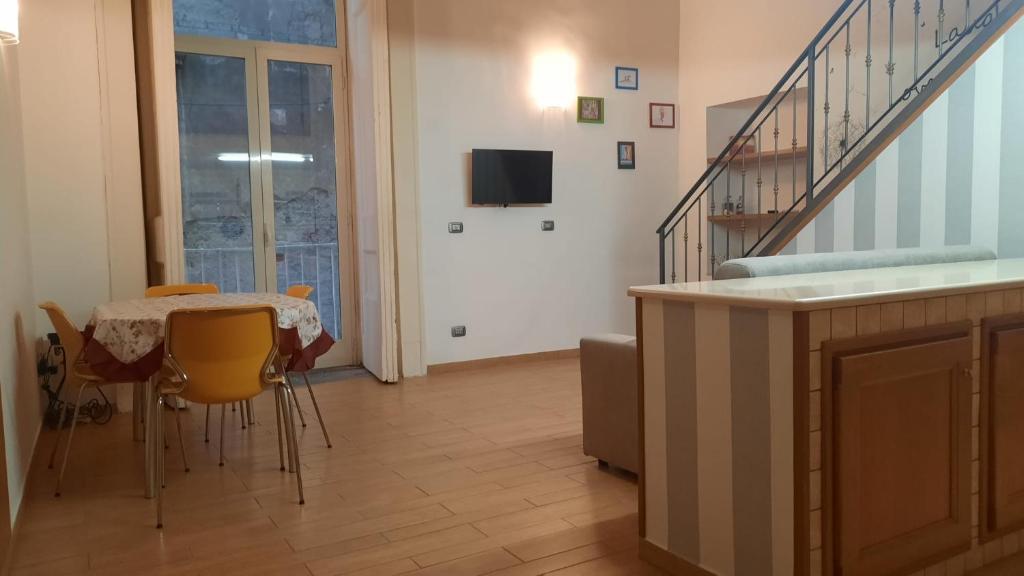 White Home Quartieri Spagnoli - 12