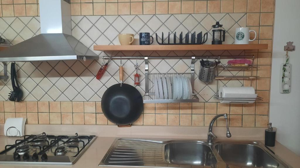 White Home Quartieri Spagnoli - 11