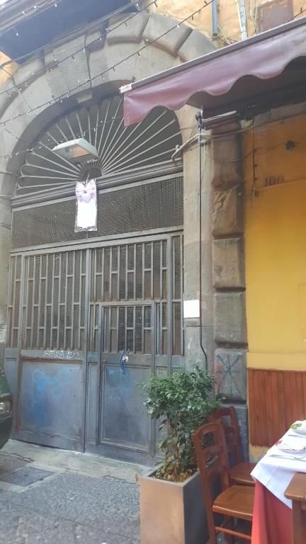 White Home Quartieri Spagnoli - 13