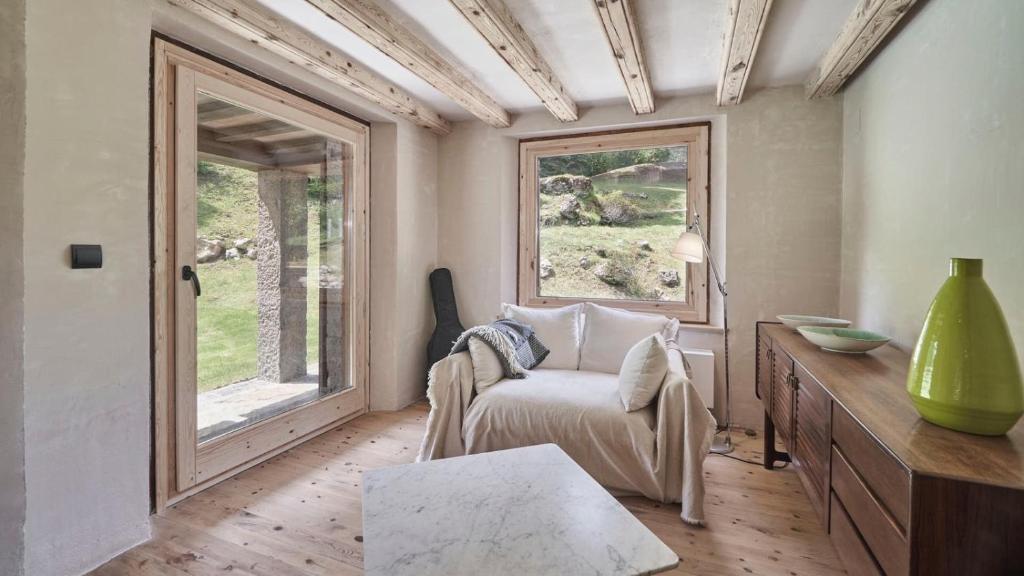 Posezení v ubytování Casa Pyrenees - Slow Life Refuge