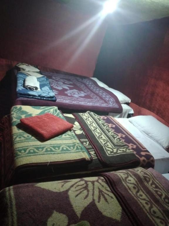 Postel nebo postele na pokoji v ubytování Nomad Bivouac