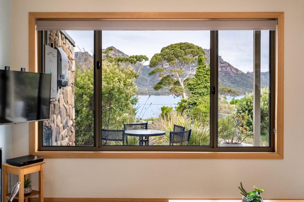 Freycinet Stone Studio 3 - Feldspar - Two-Bedroom Villa