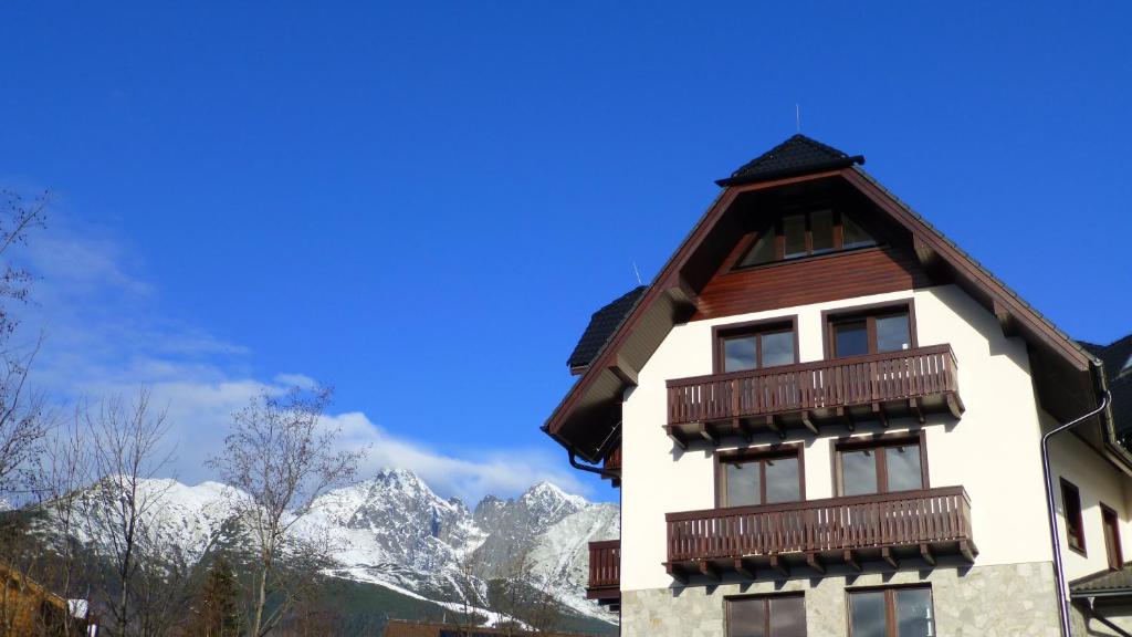 Nespecifikovaný výhled na hory nebo výhled na hory při pohledu z apartmánu