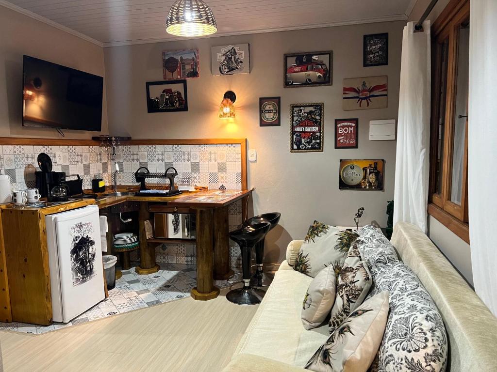 Kuchyň nebo kuchyňský kout v ubytování Cabana Drechsler Gramado