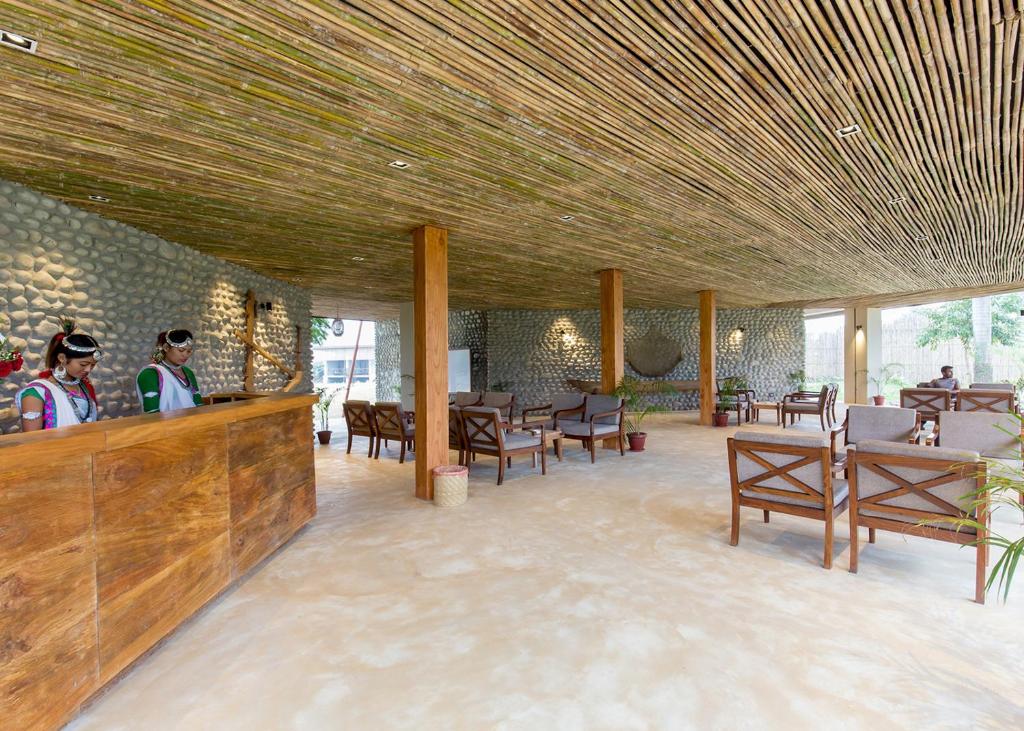 Restaurace v ubytování Sanctuary Chitwan National Park