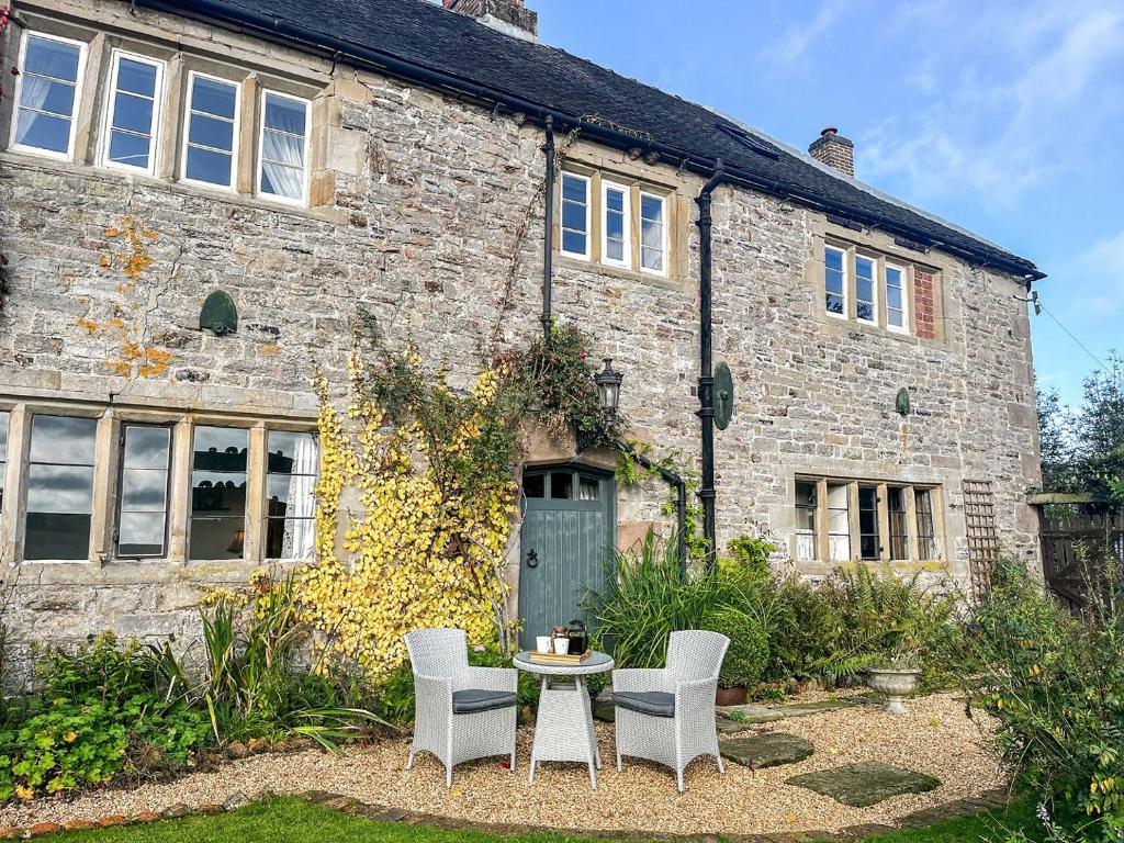 Lea Hall Farmhouse, Tissington (updated prices 2024)