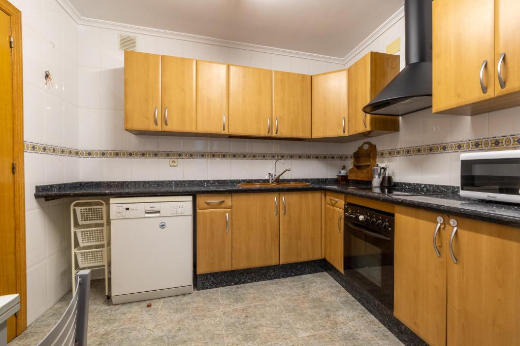 Kuchyň nebo kuchyňský kout v ubytování CASA LA TERCIA