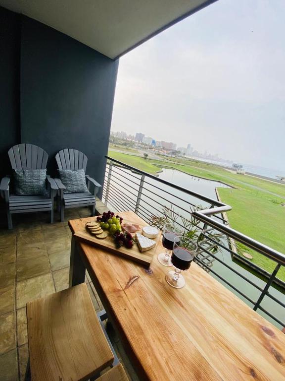 The Waves, 302 Quayside Point Waterfront - One-Bedroom Apartment