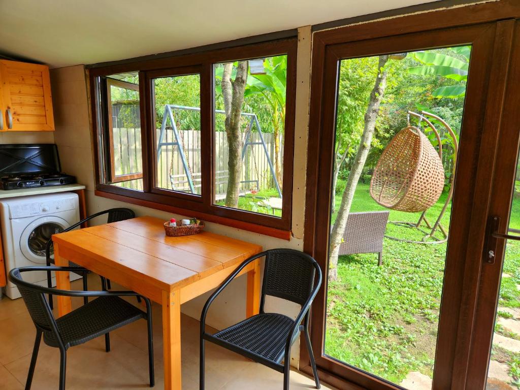 Zahrada ubytování House & Yard Sesil M 110m to beach Kaprovani