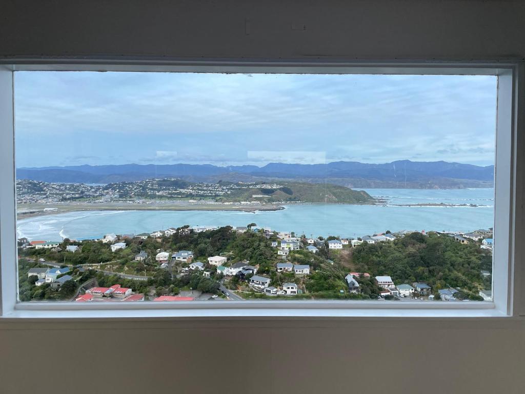 NO PARTY ALLOWED,Sea view 5 bedroom house