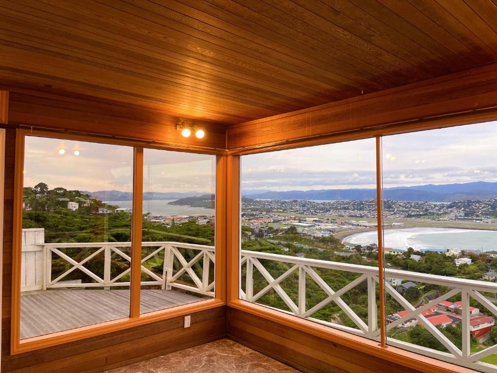 NO PARTY ALLOWED,Sea view 5 bedroom house - Resim 29