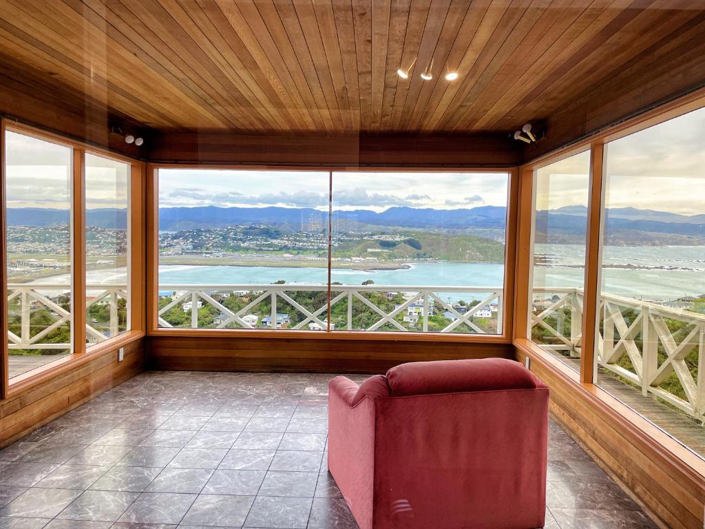 NO PARTY ALLOWED,Sea view 5 bedroom house - Resim 31