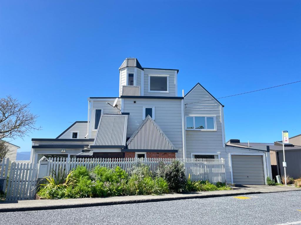 NO PARTY ALLOWED,Sea view 5 bedroom house - Resim 39