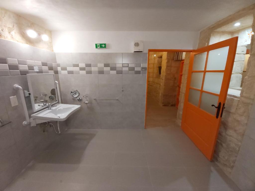 The Hidden Gem Boutique Hotel - 8