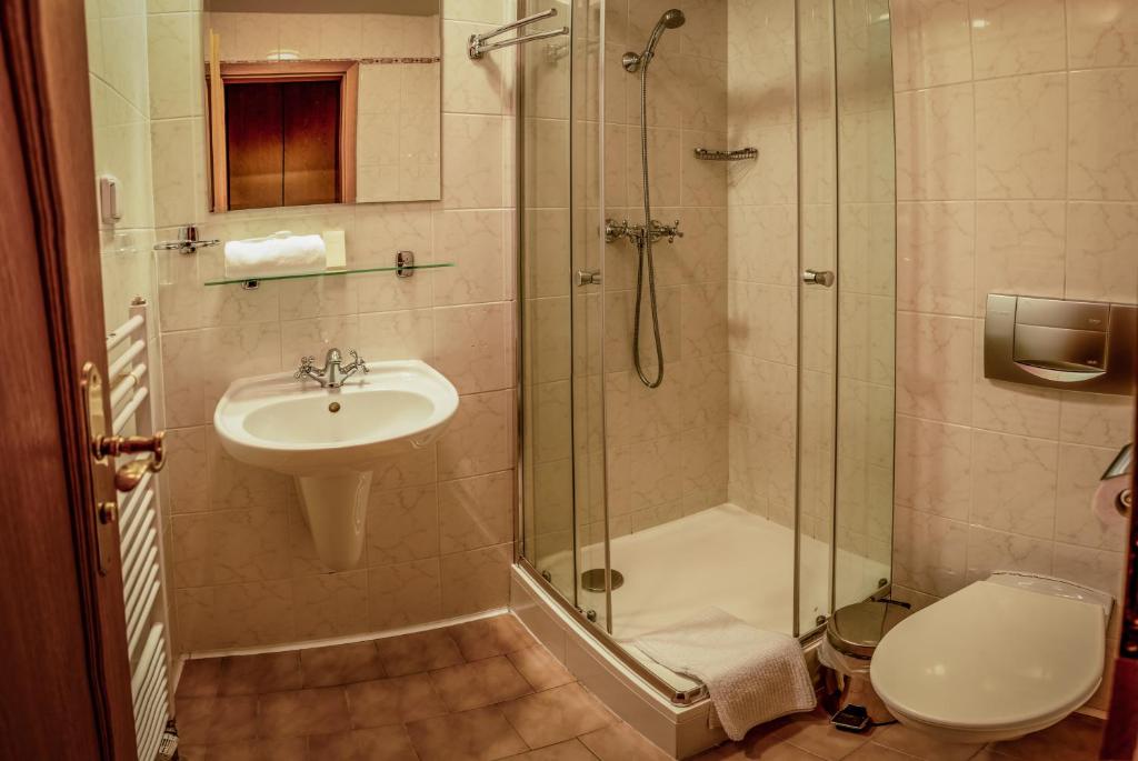 Koupelna v ubytování Hotel Brixen