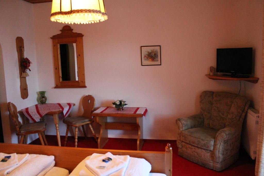 Posezení v ubytování Hotel Schäfflerhof