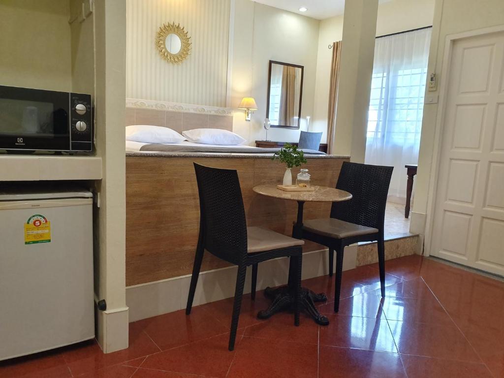 Holiday Village And Natural Garden Resort - 2