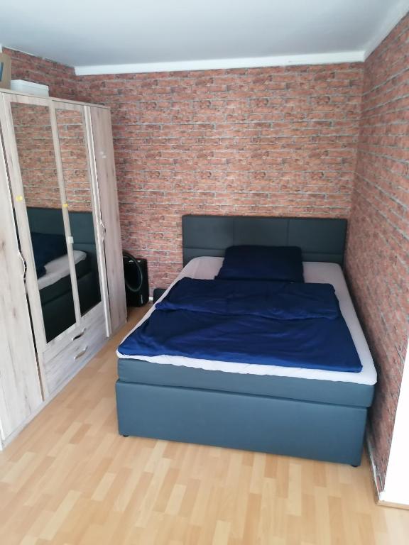 Wohnung 1 Zimmer - keine Möglichkeit vom Ausstellung der Rechnung - - Housity